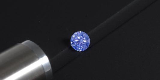 ダイヤモンドの蛍光性 ― 誤解と真実をめぐる再発見