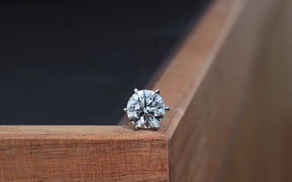 【オーダー】1ct ・ラウンドカット・ピアス（片耳用）｜Basis 6Points